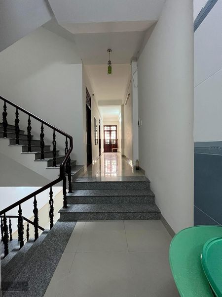 Cho thuê nhà 3 tầng mặt tiền đường Lê Tấn Toán Gần Biển Phạm Văn Đồng Sơn Trà Đà Nẵng