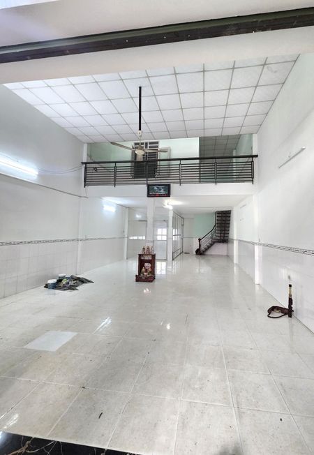 Cho thuê kho,xưởng 200m giá 16tr/t, đ phạm đăng giảng