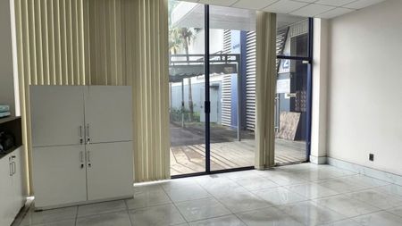 GIẢM MẠNH CUỐI NĂM CƠ HỘI THUÊ VĂN PHÒNG GIÁ TỐT - Văn phòng 3tầng tại KCN Xuyên Á Đức Hòa, Long An