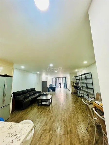 Cho thuê mặt bằng kinh doanh đường đào duy từ quận tân phú , dt 60m2 , giá thuê 9 triệu / tháng .