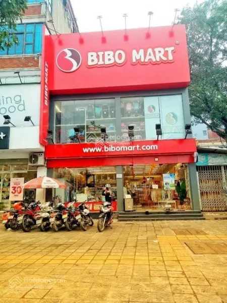 Cho thuê cửa hàng, mbkd mặt phố nút cầu giấyxuân thủyn phong sắc dt 100m2, 1t 14 tr, 2 tầng 25tr