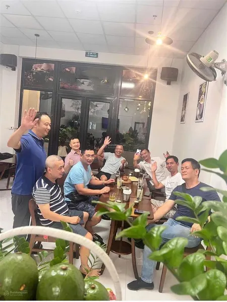 Sang nhượng quán ăn mặt phố tô hiệu, cầu giấy tổng diện tích 40m2, mặt tiền 5m. kd tấp nập