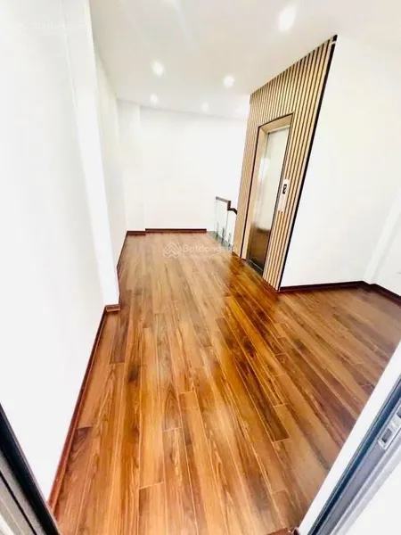 Cho thuê nhà bát khối 11 triệu/tháng