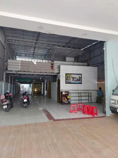Cho thuê gấp kho,xưởng giá rẻ 550m giá 30tr/t, kcn tân bình