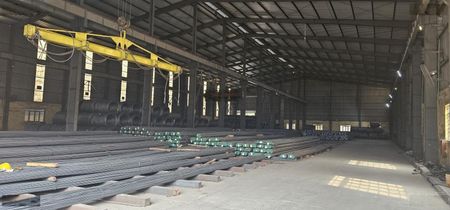 Cho thuê kho xưởng tại Như Quỳnh. QL5. DT 5000m2 sẵn cẩu 5 tấn. HSPL, PCCC đầy đủ