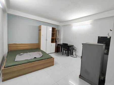 Cho thuê phòng trọ giá HSSV full nội thất cửa sổ trời siêu thoáng ngay ĐH GTVT, Hutech, UEF