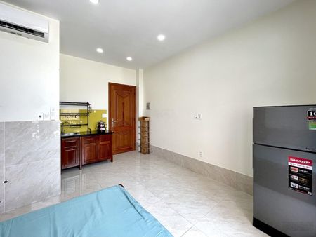 Phòng Đẹp Ban Công Thoáng, An Ninh Ngay Việt Nam Quốc Tự Q10