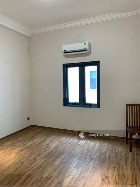 Nhà 2 lầu mặt tiền 40m đường Cao Thị Chính P. Phú Thuận, Q. 7