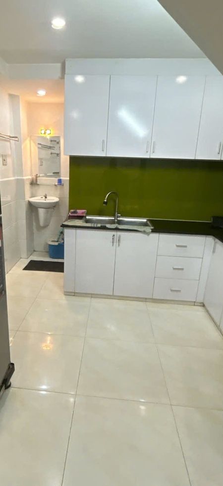 Cho thuê nhà 1 lầu hxh đường Tân Hoá, P1, Quận 11