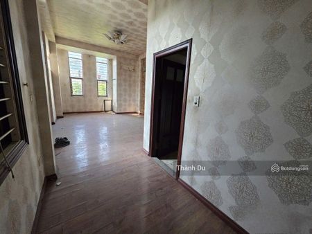 Cho thuê nhà nguyên căn 60m2 5T 6 phòng, lô góc - ô tô tránh - phố ô cách gần trường cấp 1,2,3