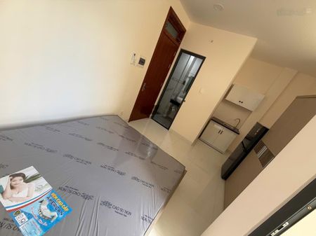 Cho thuê căn hộ Studio Ban công Q4, gần Đh Luật, Đh Nguyễn Tất Thành, Bến Vân Đồn, cầu Nguyễn Văn C