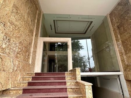 Cho thuê nhà mặt phố tại Đường Thanh Nhàn, Hai Bà Trưng, Hà Nội, 85 triệu, 400 m2