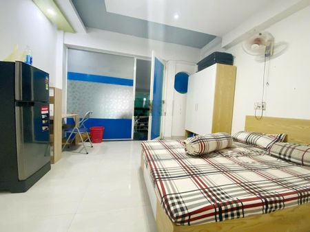 Studio tách bếp ngay emart phan huy ích