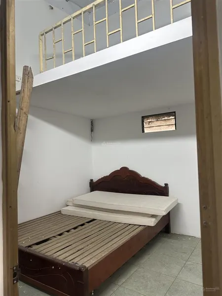 Cho thuê nhà cấp 4 3 phòng ngủ giá 6tr điện nước giá nhà nước
