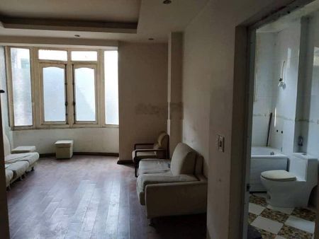 Cho thuê nhà nguyên căn 35mx5 tầng ngõ ô tô, kinh doanh đc giá 10tr/tháng tự liệt, thanh trì, hn.