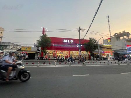 Cho thuê mặt tiền kinh doanh buôn bán
