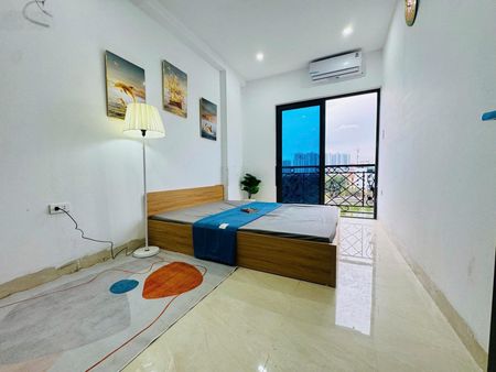 Cho thuê gấp Studio siêu rẻ view hồ tại Phú Diễn, free tiền nhà tháng 1, gần chợ tạp hoá