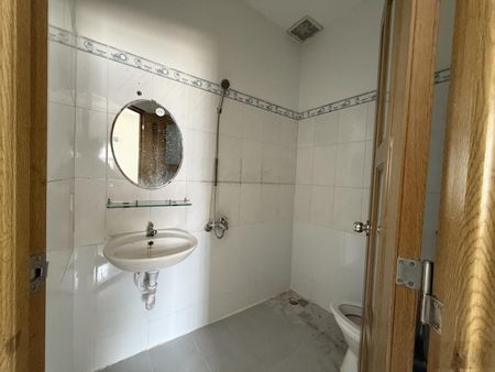 Phòng đẹp giá rẻ, ở đông người thoải mái ngay Lê Văn Việt - Man Thiện, Ngã tư Thủ Đức, Hutech, Ufm