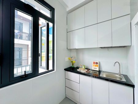 Cho thuê phòng trọ HSSV dạng studio bancol gần Đại học Văn Hiến Quận Tân Bình