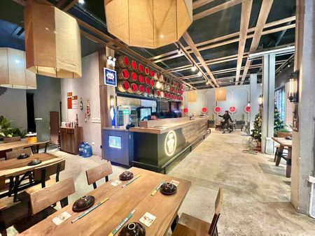 Cho thuê nhà mặt phố Phan Đình Phùng DT 70m2 x 6 tầng, MT 7m, giá tốt vị trí đẹp, KD mọi mô hình