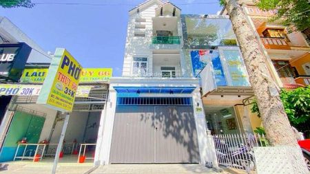 Cho thuê nhà 270 m2 đường Nguyễn Hiền tiện văn phòng 17 triệu