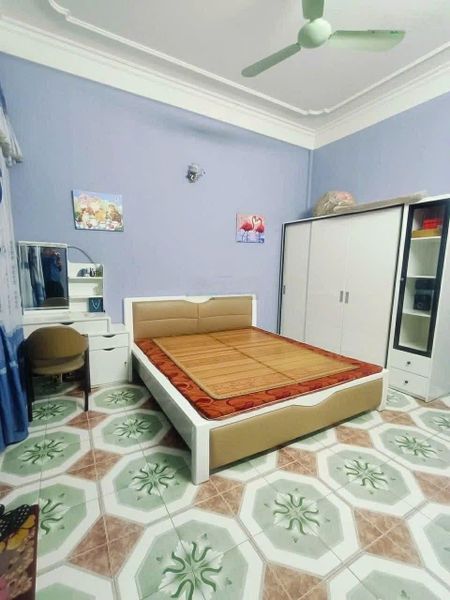 Cho thuê nguyên nhà ở ngõ Ô-to 46 Phạm Ngọc Thạch 45 m2, 5 tầng;25 triệu;LH Phú Trần:0978314686