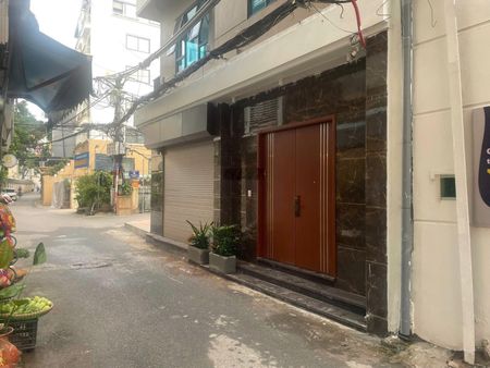 Chính chủ cho thuê tầng 1 - nhà lô góc - số 50A Võng Thị - Tây Hồ