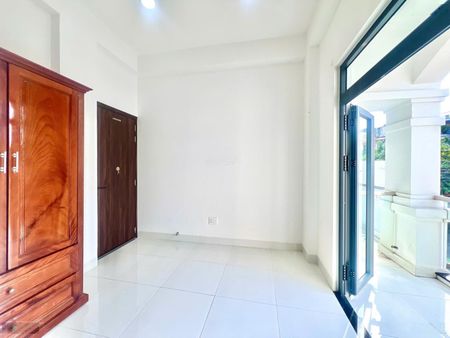 Phòng bancol 25m2 mới xây cực thoáng mát, nội thất mới cơ bản âu cơ tân phú