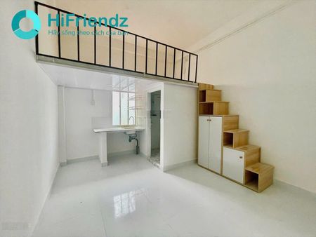 Cho thuê phòng gác nhà mới xây - kế cầu kiệu tiện đi Q3 Q10 Q10
