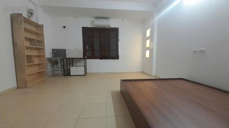 Chính chủ cho thuê phòng trọ 28m2, Đường Nguyễn Khang, Yên Hòa, Cầu Giấy, 3,3 triệu/tháng
