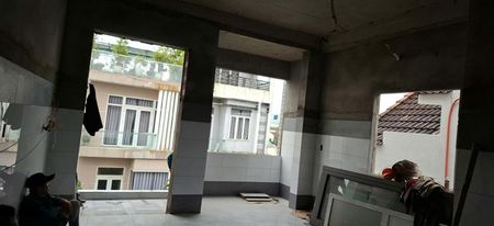 Cho thuê nhà kinh doanh và ở. 118 Nguyễn Phước Nguyên LH 0905874756 Hồng Tuyến