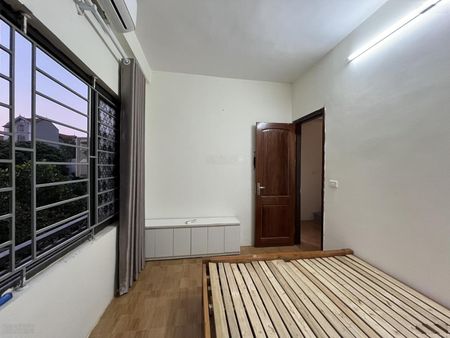 Cho thuê nhà riêng chính chủ 31m2, 3 tầng, 3 ngủ, 2 vệ sinh