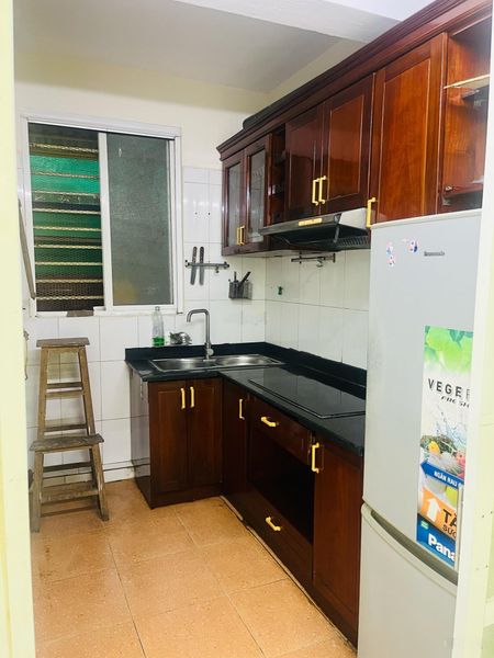Cho thuê căn hộ tập thể tầng 3 khép kín 55m2