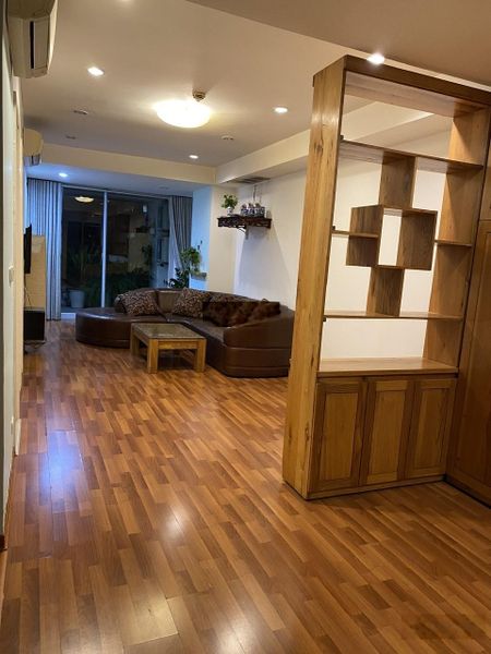 Chính chủ cho thuê căn hộ 2 phòng ngủ 105 m2 Mipec Towers 229 Tây Sơn, Đống Đa, Hà Nội