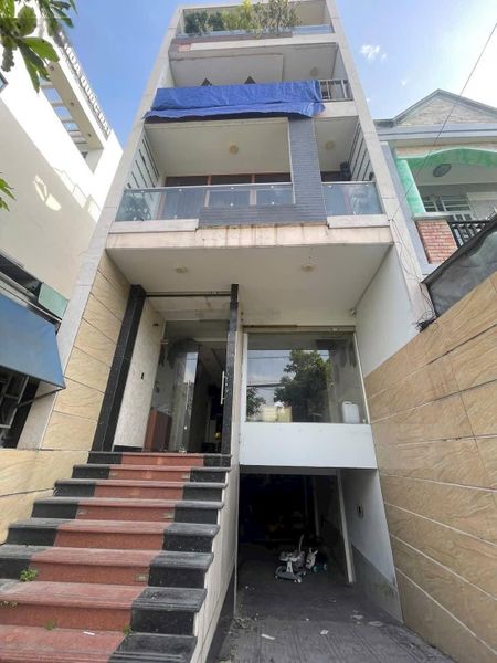 Cho thuê toà nhà 1hầm 4 lầu mt đường man thiện tnpa q9 kd đa ngành VP