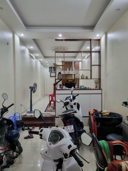 Cho thuê nhà mặt phố 15 triệu VND, 70m2 tại Trần Phú, Thường Tín, LH 0973705776