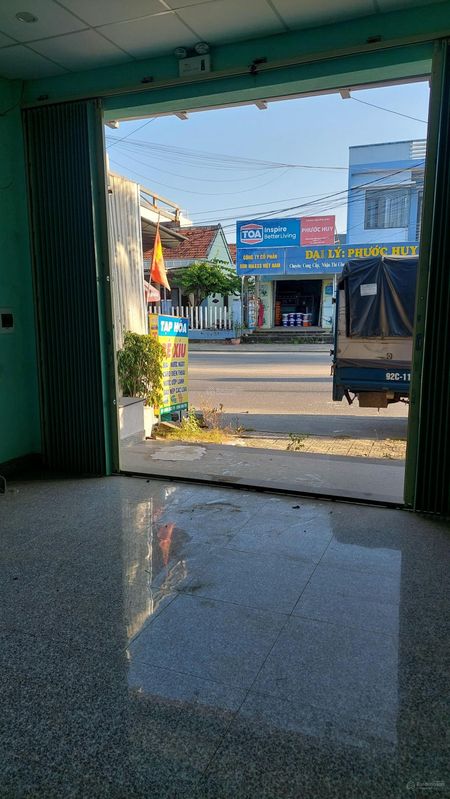 Nhà nguyên căn mặt tiền kinh doanh Đường Dũng Sĩ Điện Ngọc, giá rẻ