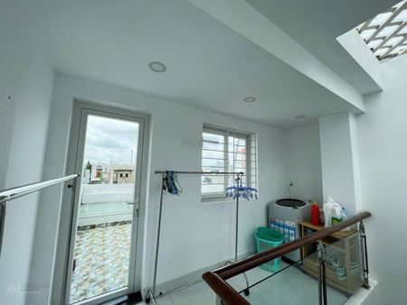 15tr/tháng cho thuê nhà 5 tầng full nội thất khu phân lô hẻm 18 hoàng hữu nam