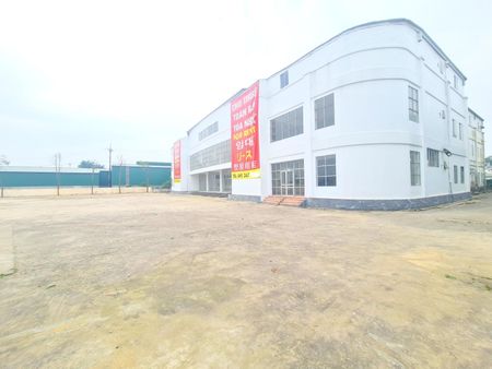 Cho thuê toàn bộ tòa nhà 3 tầng + khu tổng hợp 15.000m² TP Vinh - Nghệ An