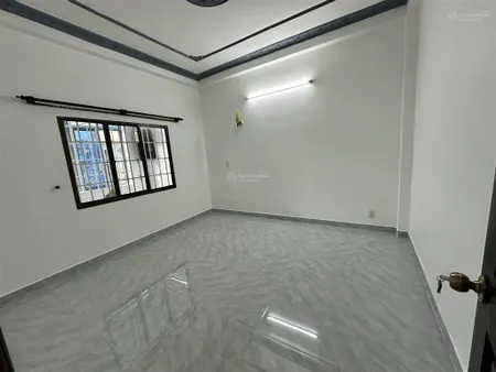 Cho thuê gấp nhà riêng 3pn, 3wc tại đường 11, bình thọ, thủ đức, 13 triệu