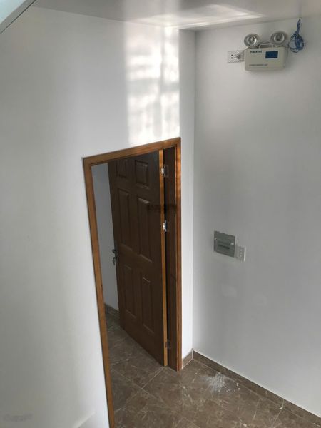 Cho thuê nhà 100m2 - 1tr 2lầu + ST ngay Metro giá rẻ nhất Thủ Đức!