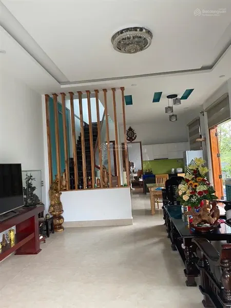 Cho thuê nhà nguyên căn gần trung tâm tp huế vỹ dạ 3 phòng ngủ