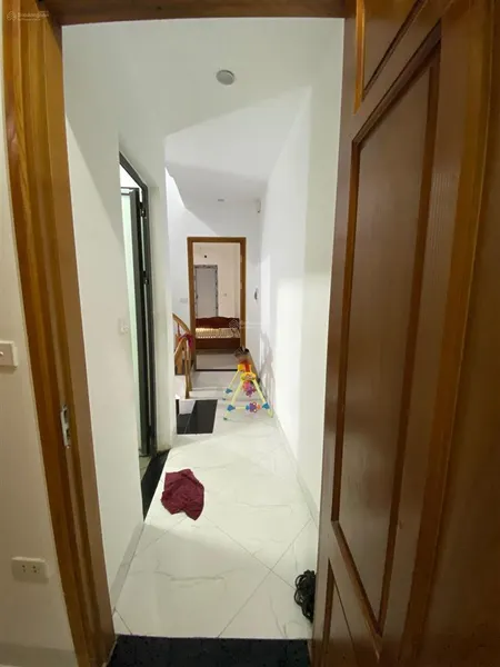 Cho thuê nhà riêng 3 tầng, 3 ngủ, đầy đủ nội thất (nhà gần trạm bơm yên nghĩa)