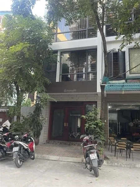 Cho thuê nguyên nhà ở ngõ ôto 46 phạm ngọc thạch 45 m2, 5 tầng25 triệu phú trần0978 314 ***