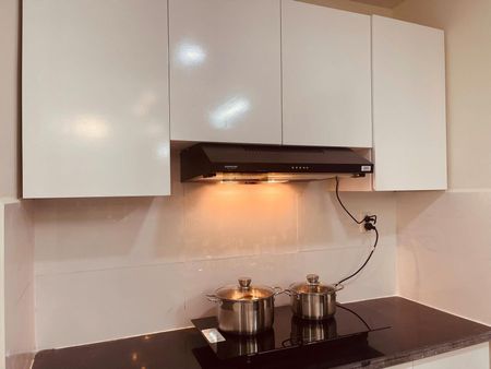 12 triệu / tháng , vào ở ngày chung cao cấp tại trung tâm huyện Nhơn Trạch - Đồng Nai .