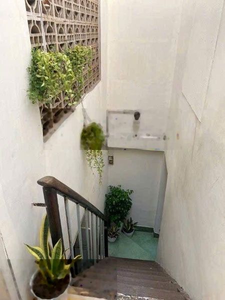 Cho thuê 16tr/tháng, 97 Phong phú, P11 Q8 (chân cầu Chà Và, kế Q5)