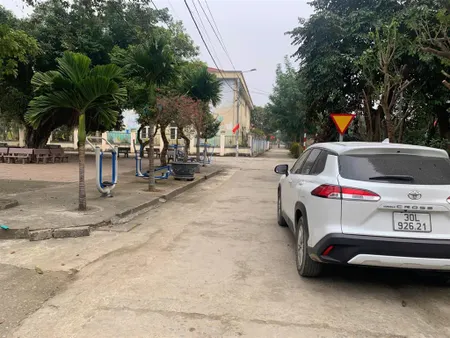 Bán đất cạnh khu dịch vụ tân xã tại hạ bằng, hoà lạc 348m2 lô góc mt 16m, 11.2 tỷ 0977 514 ***