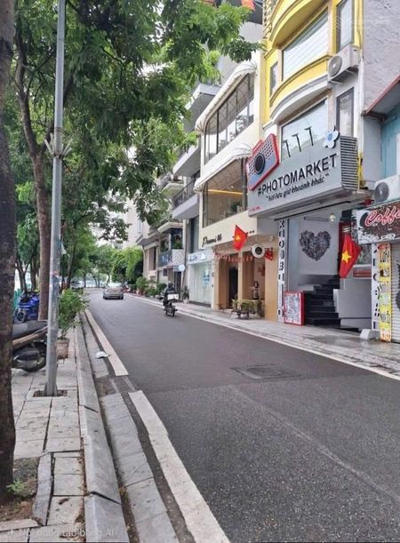 Cho thuê nhà 5 tầng chia lô Hội Nông Dân - Dược phố Đông Quan - Nguyễn Khánh Toàn. Diện tích: 350m2