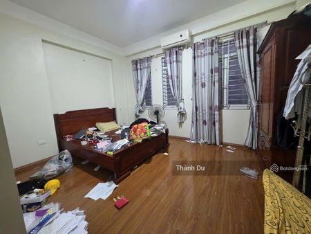 Cho thuê nhà nguyên căn, ô tô tránh - Bồ Đề 80m2 4T 4 phòng ngủ giá 20 tr