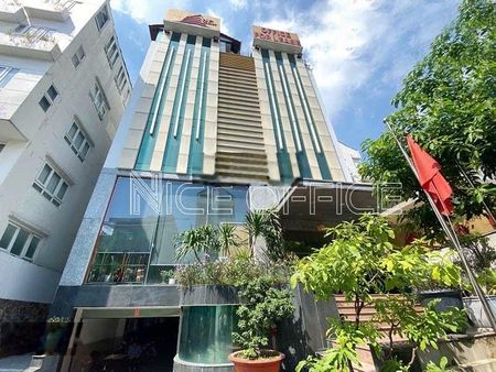Chính chủ cho thuê toà nhà làm CHDV 2000m sàn giá 298tr TL HĐ 10 năm khu VIP Q.3 LH 0901970599